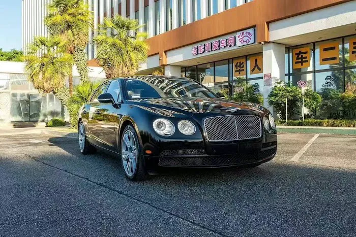 Fat Uncle Car Rental Picture 10