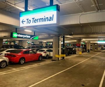 Airport vs. Off-Airport Car Rentals: Which Choice Saves You More Money?