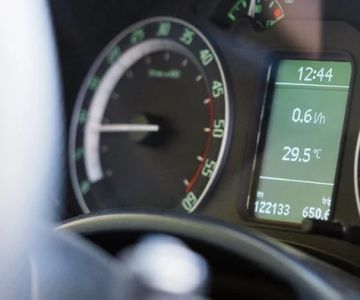 How to Avoid Hidden Mileage Charges When Renting a Car