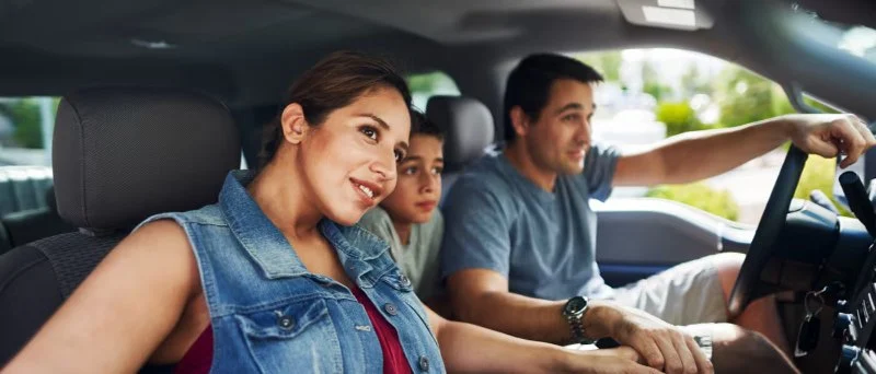 How to Rent a Car While You’re Visiting U.S. Theme Parks & Stay on Budget