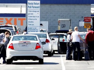 Should You Prepay for a Rental Car or Pay at Pickup? Pros and Cons