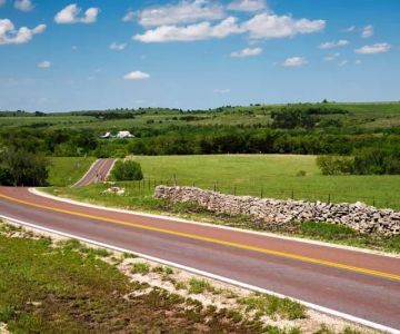Best Rental Cars for Exploring the Kansas Flint Hills