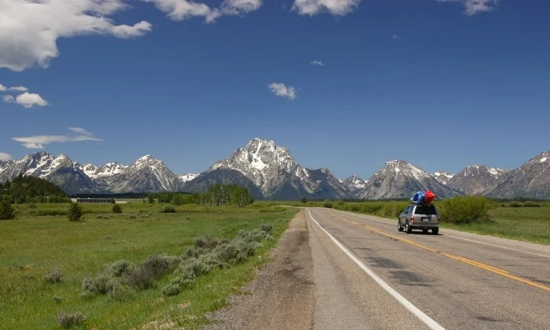 Best Rental Cars for Exploring the Wyoming Scenic Highways