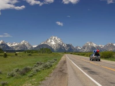 Best Rental Cars for Exploring the Wyoming Scenic Highways