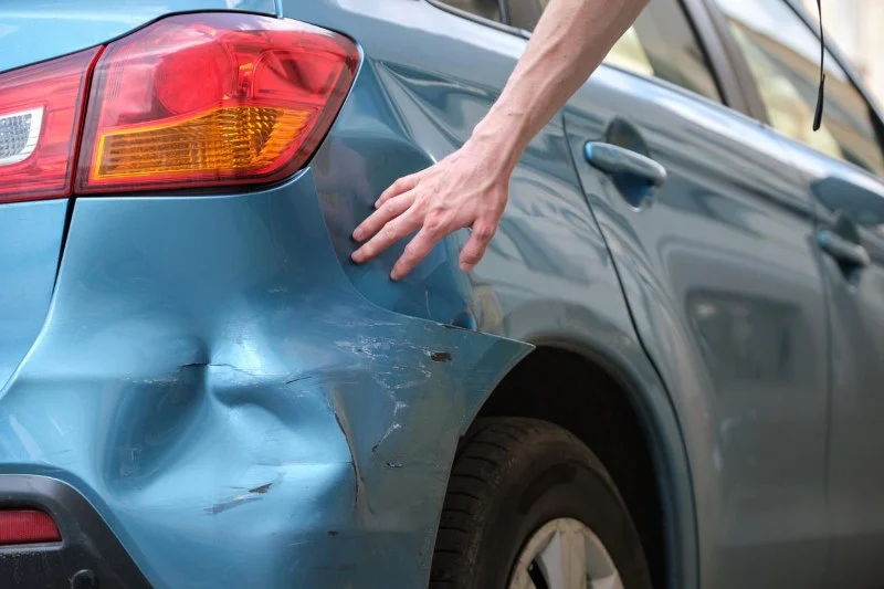 How to Avoid Paying for Rental Car Damage From Road Debris on Highways