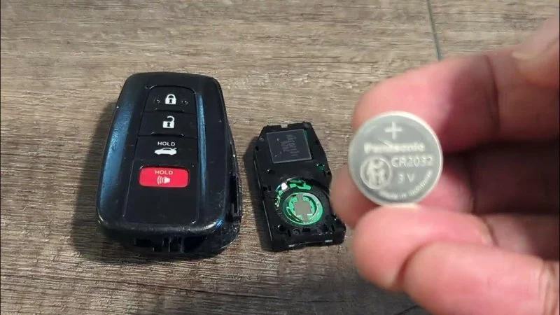 How to Avoid Being Charged for a Lost Rental Car Key Fob Battery Replacement