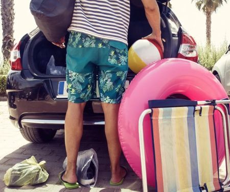 Renting a Car for a Labor Day Beach Trip Guide