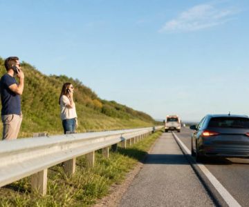 Rental Car Breakdown: Stop Safely and Follow Procedure